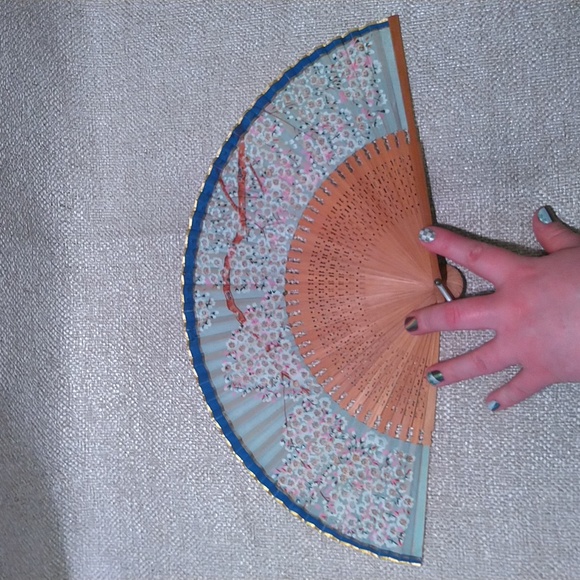2 Vintage Japanese Hand Fans - Occupied Japan - Picture 8 of 12